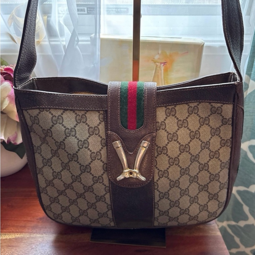 Pre-owned super rare vintage Gucci Ophidia shoulder bag.